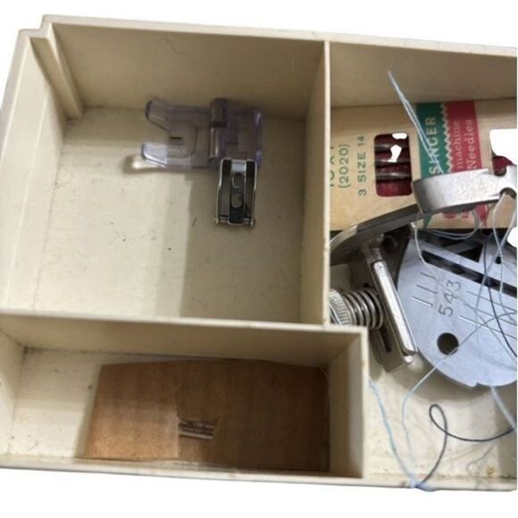 Vintage Singer Sewing Machine Accessory Box And Cams - Picture 7 of 12